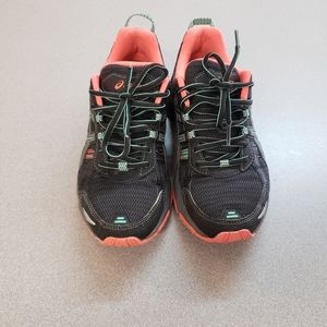 ASICS women's trail running shoe 7.5 black/teal/coral